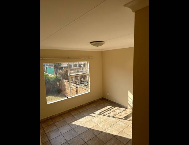 2 BEDROOM APARTMENT FOR SALE IN KENLEAF